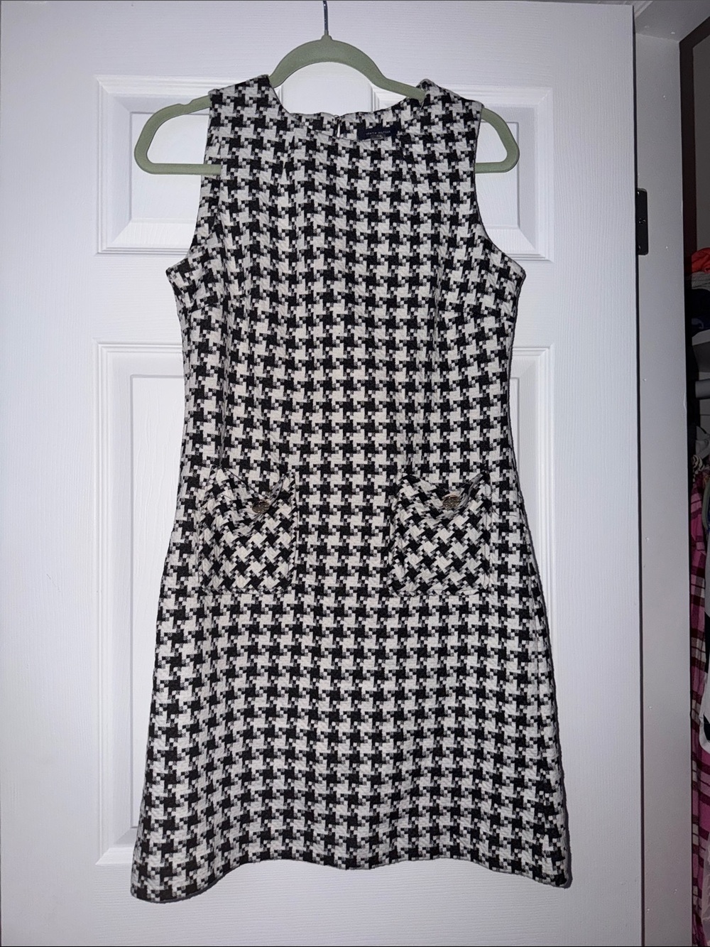 Tommy Hilfiger Sleeveless Black and White Shift Dress size 6